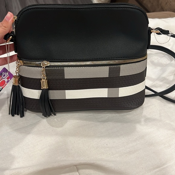 Cross bag of arm bag, very neutral easy to match with most outfits - Picture 2 of 2